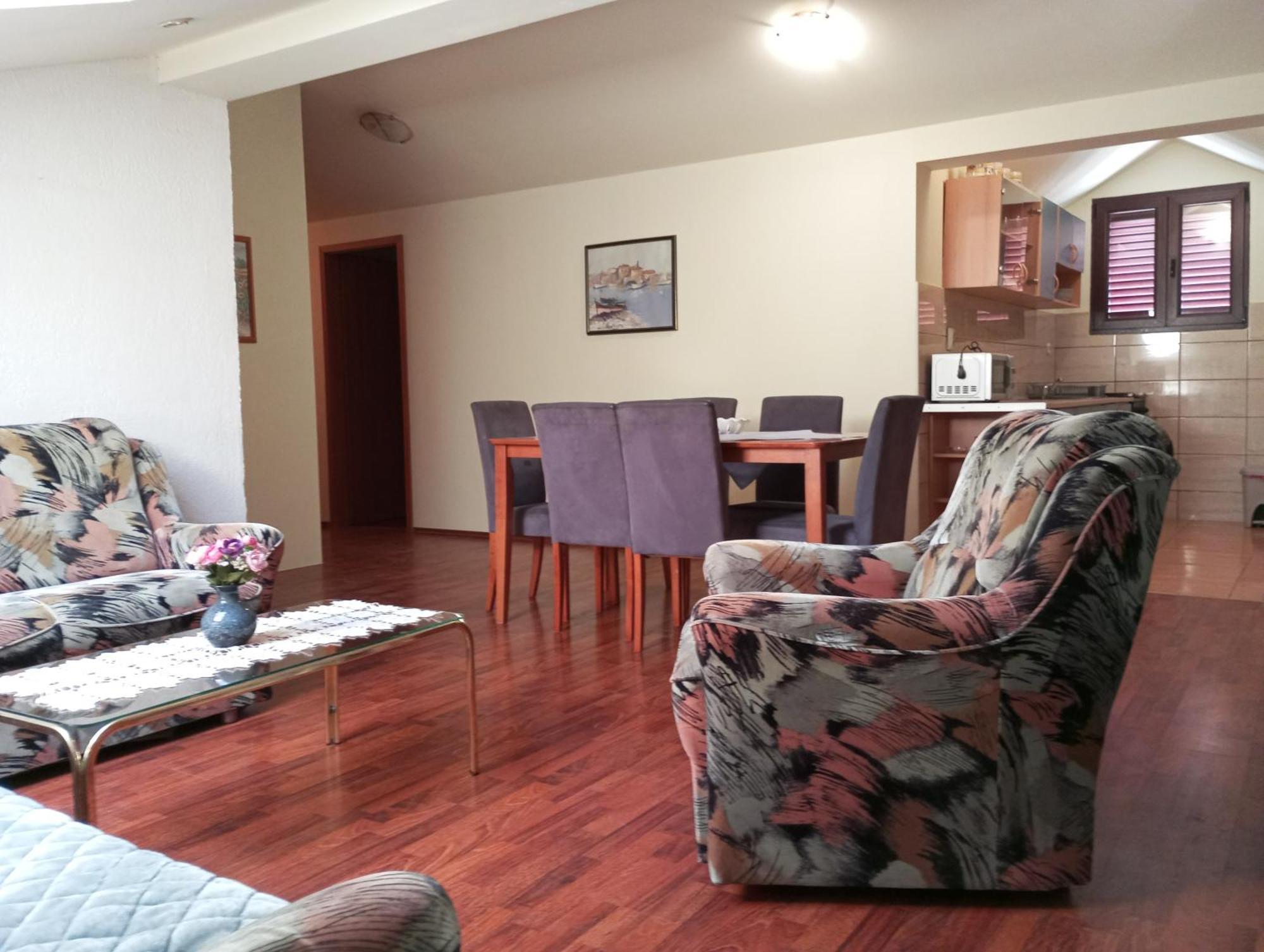 Adriana Apartment *