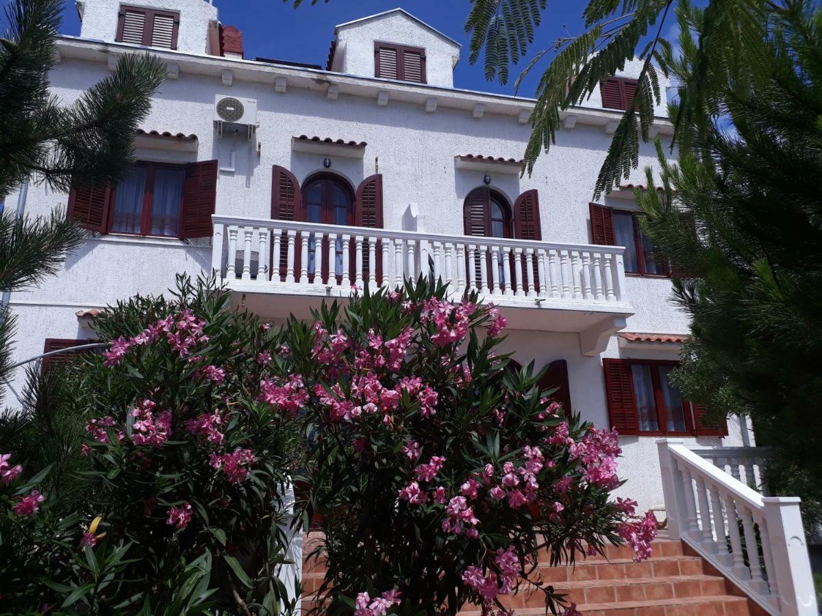 Adriana Rab Town